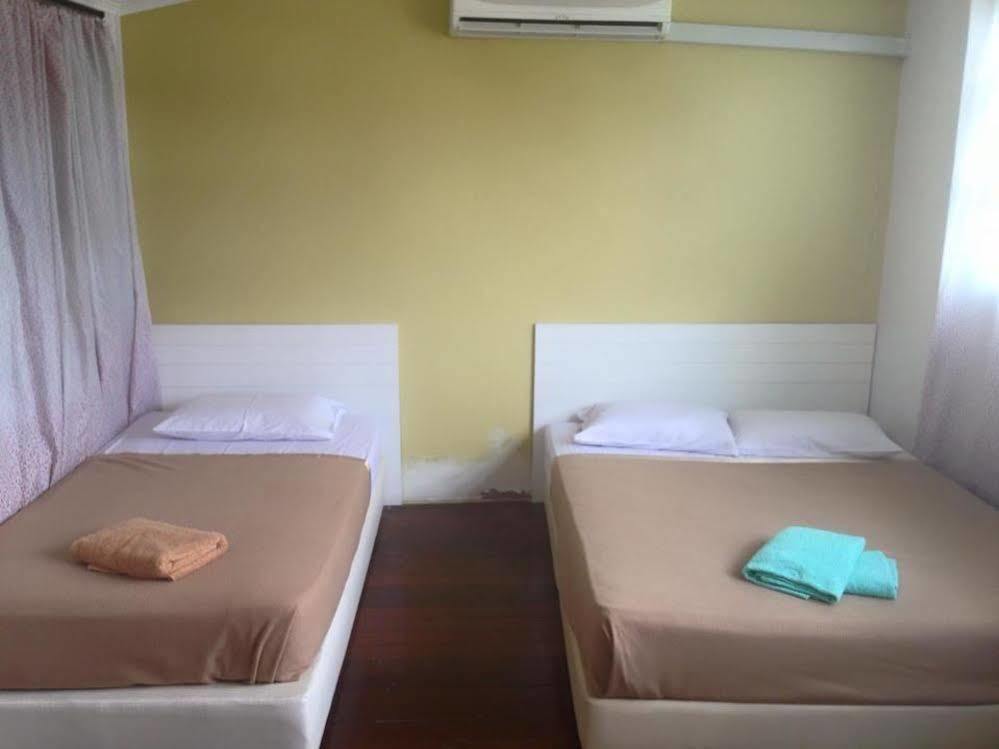 Voyage Cottage Lodge Malacca Esterno foto