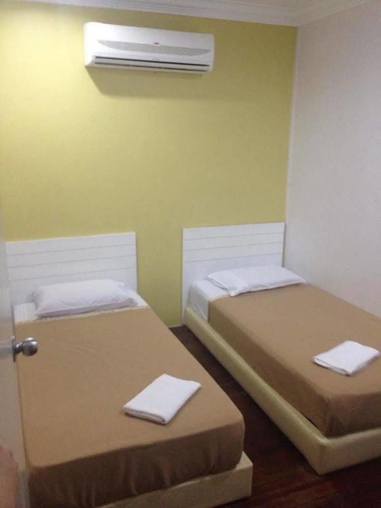 Voyage Cottage Lodge Malacca Esterno foto
